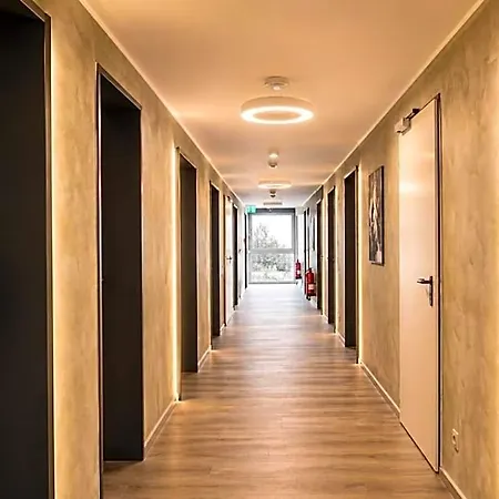 Hotel Lillys Munchen 3*
