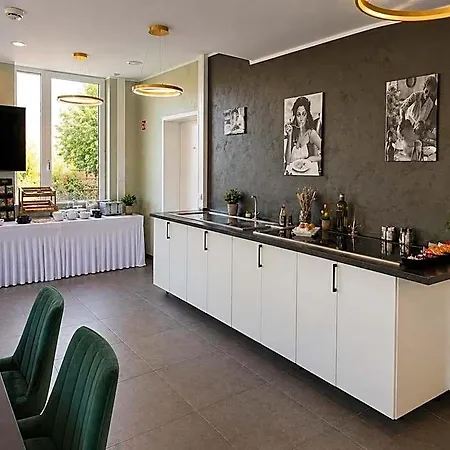 Hotel Lillys Munchen Unterschleissheim